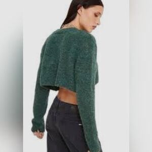 SIMONS GREEN CROP SWEATER SIZE SMALL
